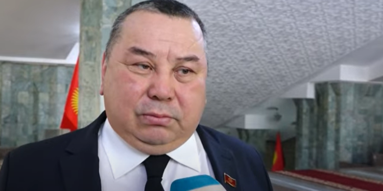 Түлөбаев Украинадагы кырдаал боюнча: «Орусия менен Кыргызстандын байланышы өтө көп. Ушул убакта эмне кыла алабыз?»