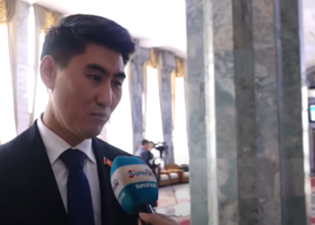 Депутат Чыңгыз Айдарбеков: «Украинадагы кырдаал тынч, дипломатиялык жол менен чечилиши керек»