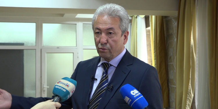 Адахан Мадумаров жаңы Ак үйдүн салынышы боюнча: «30 жылдын ичинде мындай баш аламандык болгон эмес»