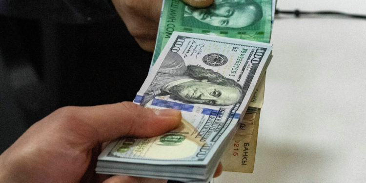 Доллардын баасы өсүүдө