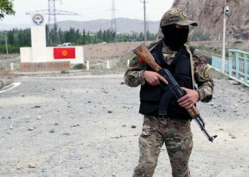 Саат 11:00дө Лейлектин Селкана жерлигинде эки өлкөнүн делегацияларынын кеңейтилген курамдагы жолугушуусу өтөт