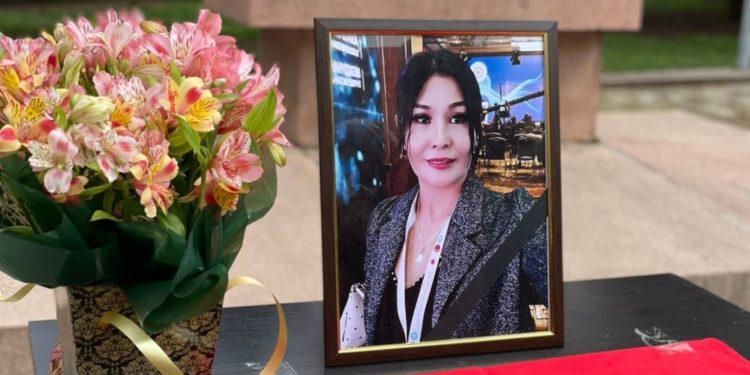 Кабарчы Арзыгүл Галымбетованын өлүмүнө байланыштуу кармалган блогер күрөө тамырын кести
