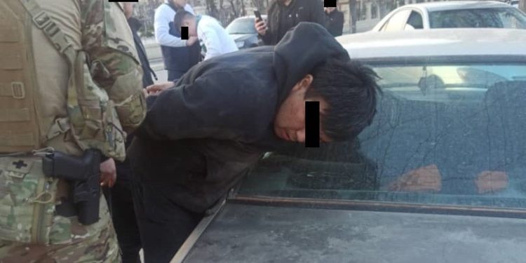 УКМК: «Дөө Чыңгыздын» уюшкан кылмыштуу тобунун мүчөлөрү адамды уурдап, андан акча талап кылышкан