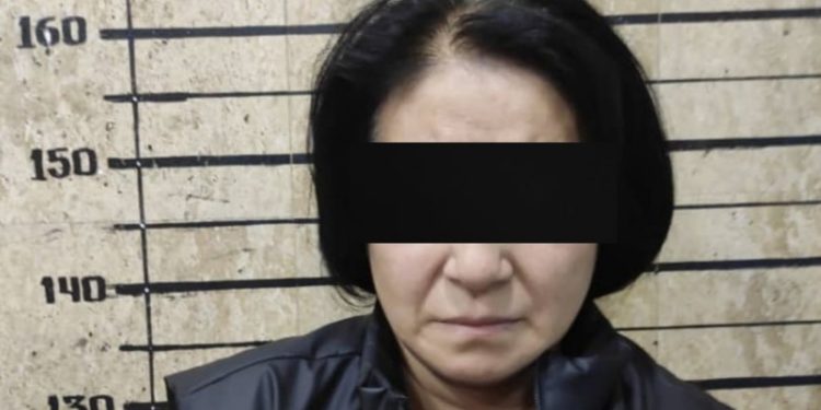 Бишкекте алдамчылыкка шектелген аял кармалды