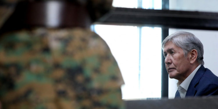 «Кыргыз элин көпкө алдаш кыйын. Эл дале президенттин сөзүнө шайкеш кадамдарды күтүп жатат». Экс-президенттин кайрылуусу