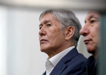 Атамбаев: «Түрмөдө баары мени сыйлап турушат, «карасы» да, «кызылы» да»