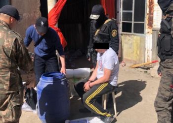 26 килограмм гашиш. Ысык-Көлдүн тургунунун үйүнөн баңгилик лаборатория аныкталды