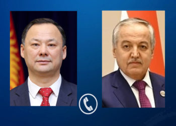 Министр Казакбаев Тажикстандын тышкы иштер министри менен сүйлөштү