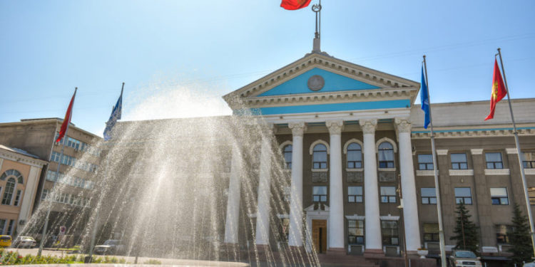 Бишкек мэриясында кадрдык өзгөрүүлөр болду. Кимдер келди?