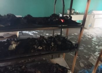 Ошто 2 кабаттуу дүкөн өрттөндү