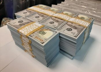 УКМК: Финполдун төрагасынын мурдагы орун басары коррупцияга шектелип кармалды