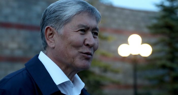 Эртең Атамбаевдин катышуусунда соттук отурум болот. Мурдагы президент ага күчкө салып алып келиниши ыктымал
