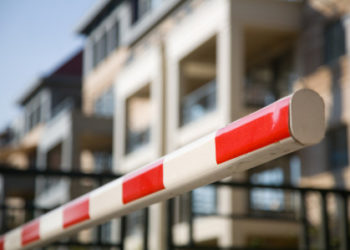 16-майдан тарта кыргызстандыктар Орусияга унаа менен кире алат