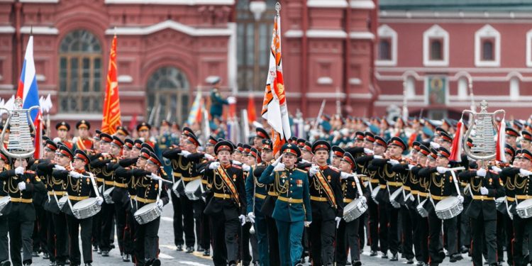 Москвадагы Жеңиш парадына башка өлкөнүн башчылары чакырылган эмес