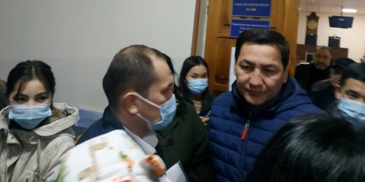 УКМКнын мурдагы төрагасы Абдил Сегизбаев эч жакка кетпөө тил каты менен бошотулду