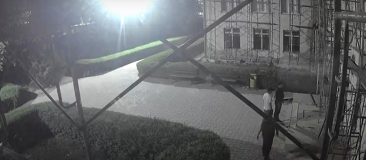 «Ооз ачкандан кийин барганбыз». Алымкадыр Бейшеналиев Исманкуловдун клиникасына эмне үчүн барганын айтты