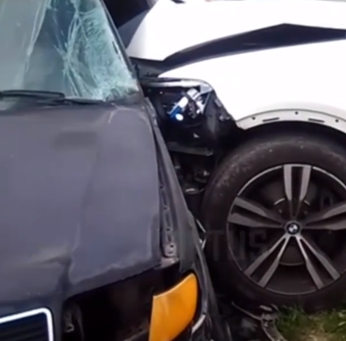 Бишкекте эки унаа сүзүшүп, бир адам жабыркады