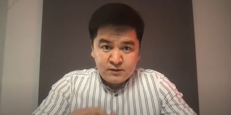 «Американы ачтык деген жерибиз жок». Али Токтакунов Садыр Жапаровго жооп берди