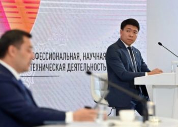 Президенттин маалымат катчысы: «Садыр Жапаров иликтөөчү журналисттердин ишмердүүлүгүн ар дайым кубаттайт»