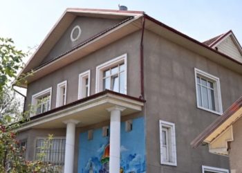 Садыр Жапаровдун ипотекалык компанияга тапшырган үйү канча сомго сатылганы маалымдалды