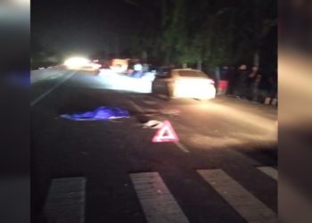 21 жаштагы айдоочу 70 жаштагы жөө жүргүнчүнү сүзүп кетип, ал каза болду