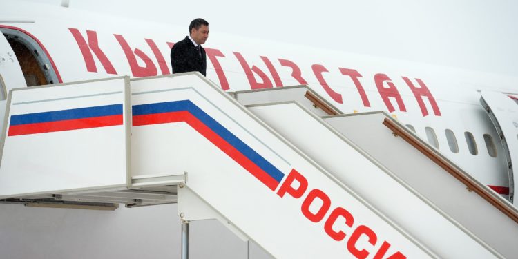 Садыр Жапаров Москвада ЖККУнун саммитине катышат