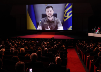 Юбилейлик Канн кинофестивалы Зеленскийдин сөзү менен ачылды