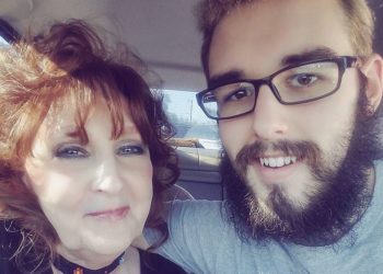 71 жаштагы аял 18 жаштагы балага турмушка чыккан