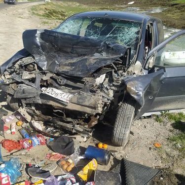 Бишкек-Ош унаа жолунда эки унаа сүзүшүп, 1 аял көз жумду