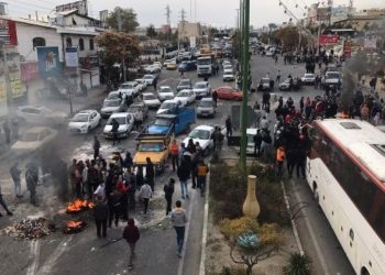 Иранда азык-түлүктүн кымбатчылыгынан улам ири митингдер башталды