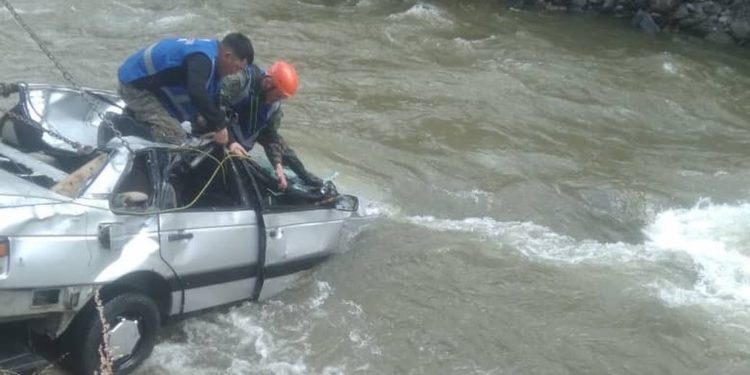 Кочкордо унаа оодарылып, Кара-Кужур суусуна түшүп кеткен. 58 жаштагы киши көз жумду