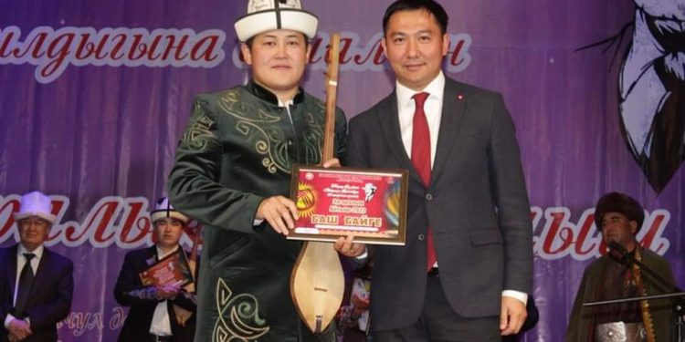 Таласта өткөн эл аралык айтышта Акматбек Султан уулу жеңүүчү аталды