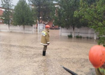 Кадамжайда сел жүрдү (видео)