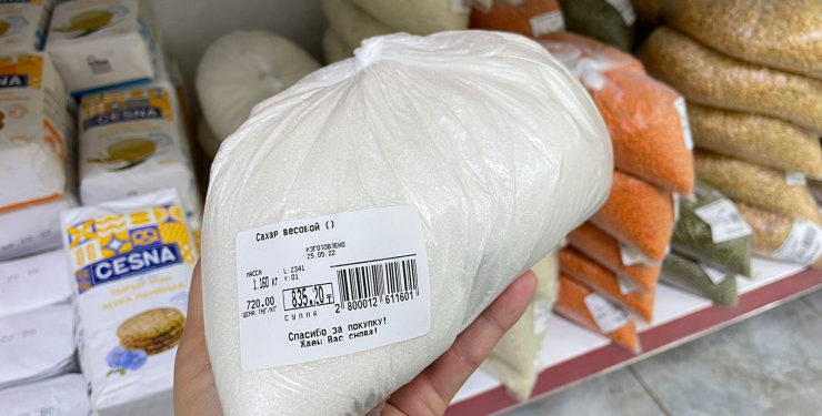 Баасы 149 сом. Казакстанда кумшекер тартыштыгы күчөдү