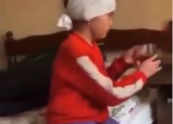 Москвада сабалган 11 жаштагы кызды мекенине жөнөтүү үчүн документтер даярдалып жатат