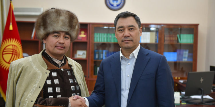 Садыр Жапаров: “Дөөлөт Сыдыков манасчы эмес эле пиарчы экен”
