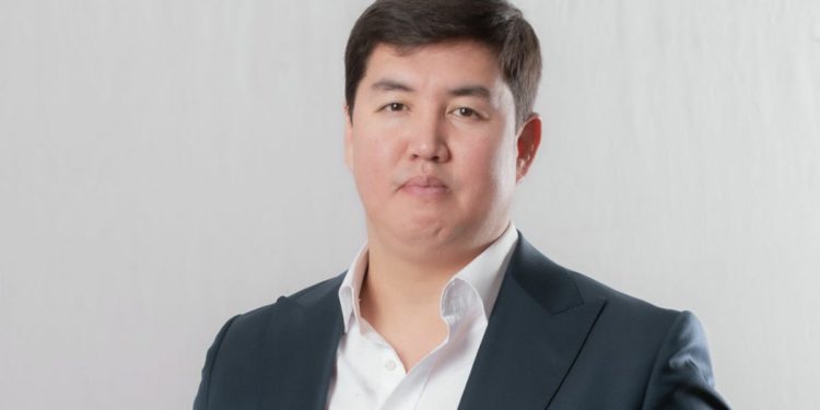 КУУнун проректору: «Жогорку Кеңештин депутаты Фархат Исмаиловго биздин диплом берилген эмес»