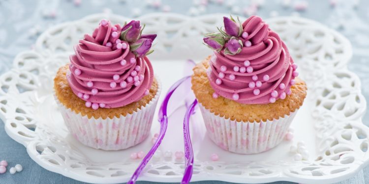 Ош шаары менен Кара-Сууда 35 адам таттуу токочтон ууланды. Анын жарымынан көбү балдар