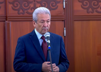 Депутат Адахан Мадумаров УКМК Баткен облусунун тургундарынын укугун бузуп жатканын айтты