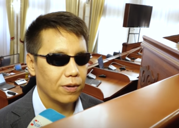 Депутат Дастан Бекешев: «Май майрамдарында тоого чыгам, китеп окуйм, шайлоочулар менен жолугам»