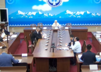 6 депутаттын бешөөсү жок. Жогорку Кеңештин Социалдык саясат боюнча комитетинин жыйыны үзгүлтүккө учурады