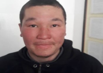 Бишкекте 55 жаштагы аял киши колдуу болгон. Кылмышка шектүү жигит изделип жатат