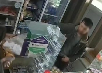 Чүйдө 15 жаштагы кызга жыныстык мүчөсүн көрсөткөн жаран. «Эч нерсе болбойт» деген милицияга чара көрүлөт