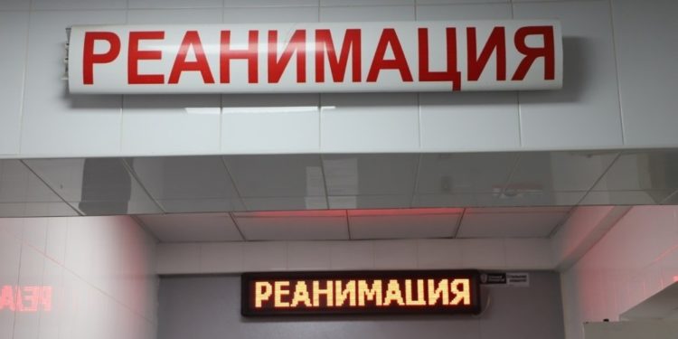 «3 айлык ымыркай кусундусуна тумчугуп каза болгон». Реанимацияда чарчап калган баланын иши каралбай жатканы айтылды
