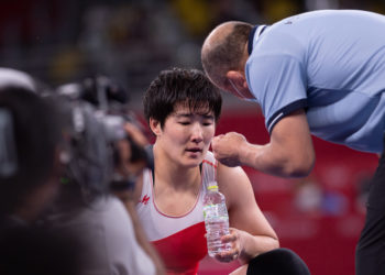 Алматыдагы эл аралык мелдеште Акжол Махмудов менен Айпери Медет кызы жарым финалга чыкты