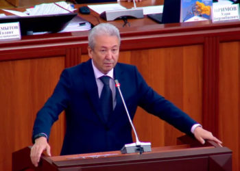 Мадумаров: «Он миңдеген адамдар банктар акчасын жеп жатат деп нааразы болушууда»