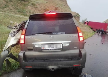 Ош-Бишкек унаа жолунда кыйылган 2 өмүр. 21 жаштагы кыз менен 14 жаштагы өспүрүм ооруканага жеткирилди