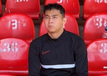 Ташиевдин уулу, “Барселона» клубунун жаштар командасынын оюнчусу Эмир Хан Кыдыршаев Кыргызстанга келди (сүрөт)