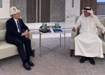 Министр Кулубаев Кыргызстан менен Бахрейндин ортосунда түз аба каттамын ачуу зарылдыгын айтты