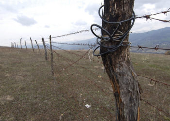 УКМК: «Чек араны мыйзамсыз кесип өткөн коңшу мамлекеттин үч жараны кармалды»